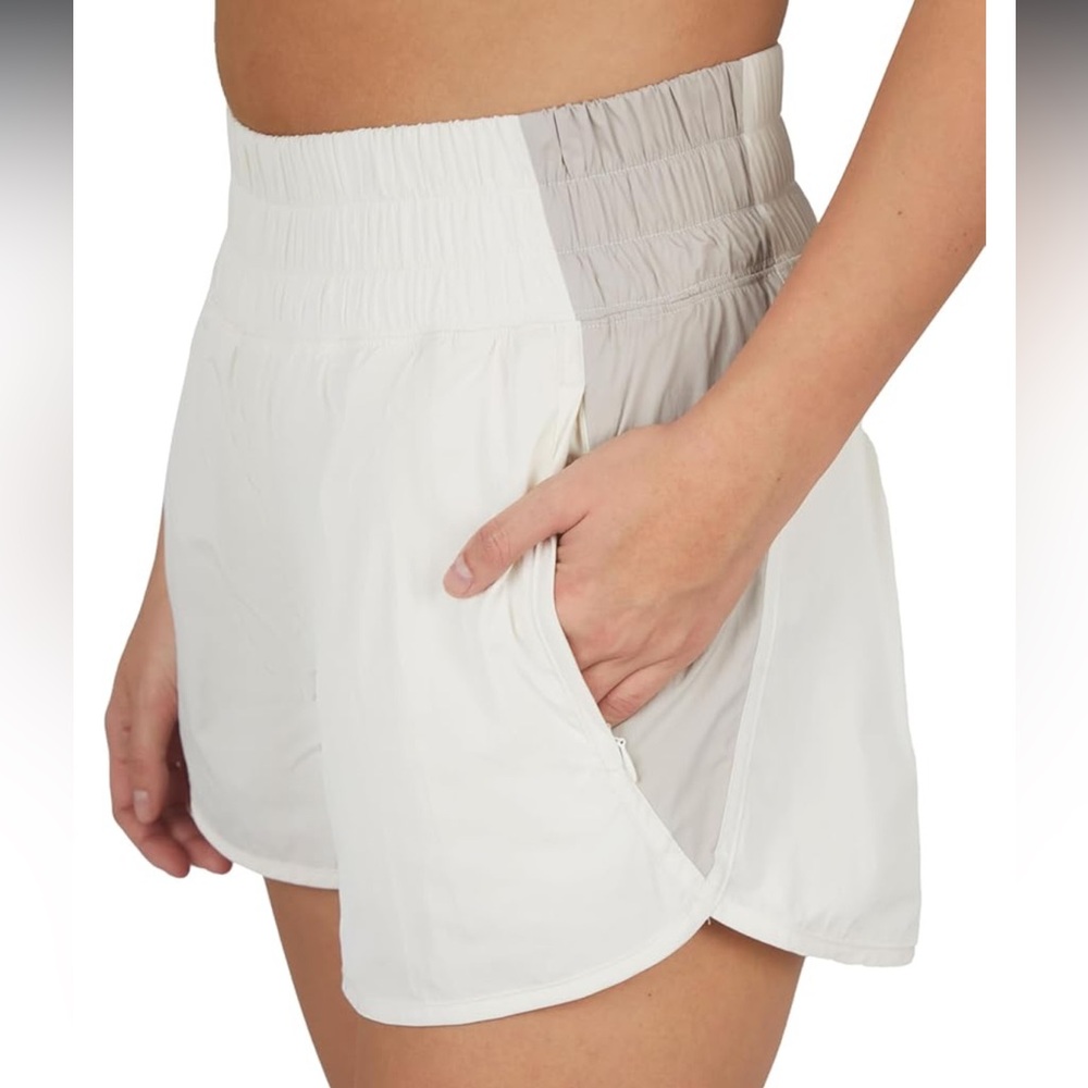 Yogalicious Womens Radiant Color Block Bailey High Waist Short with Pockets